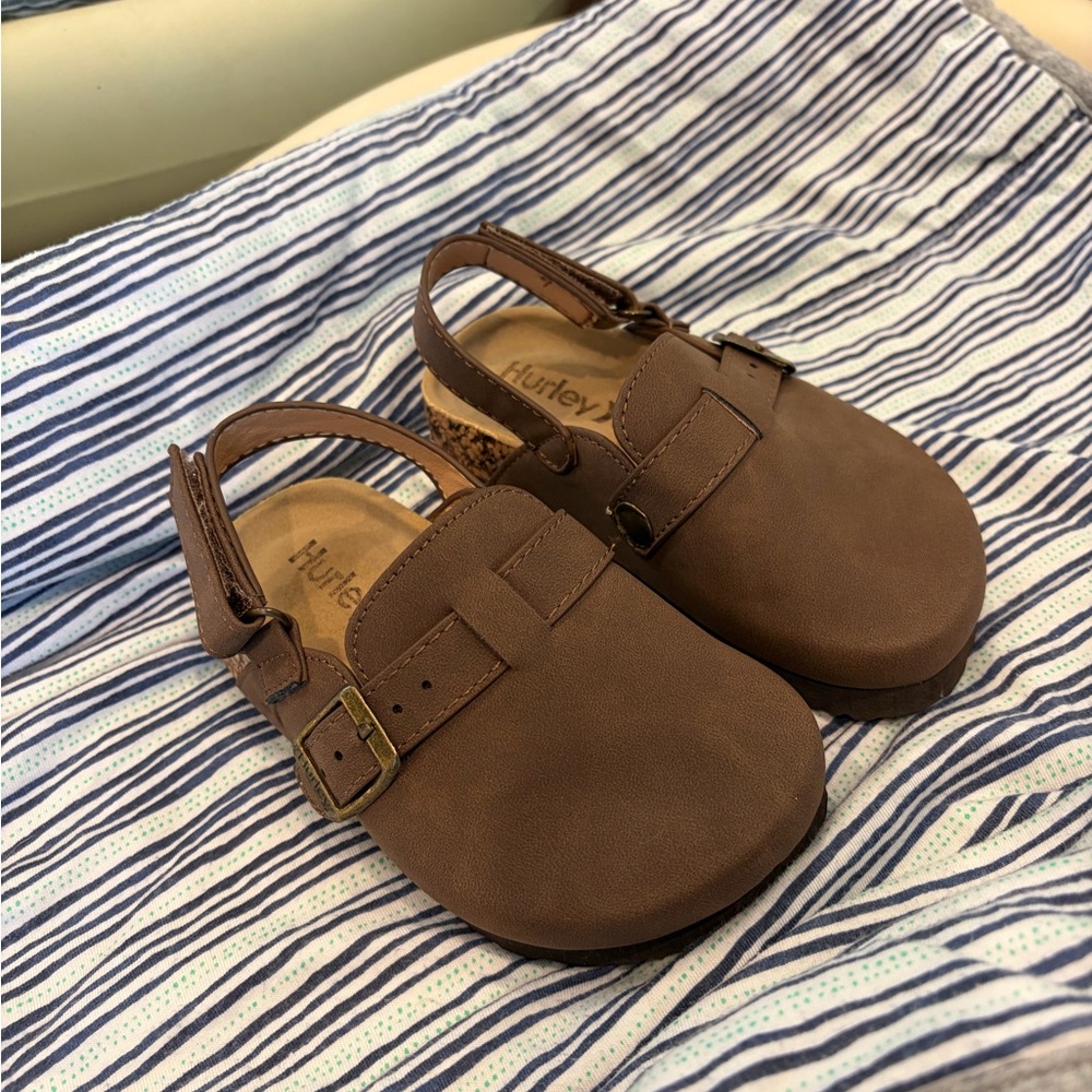 Hurley Kids Brown Slingback Sandals with Buckle